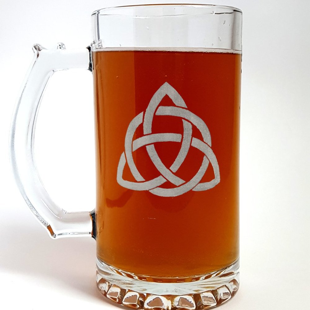 Celtic Knot 16oz Engraved Glass Beer Stein